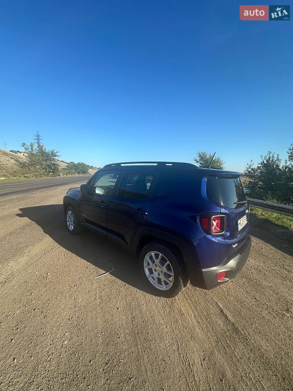 Jeep Renegade 2021 VIN ZACNJCBB1MPN13905 фото оголошення 2 з 4