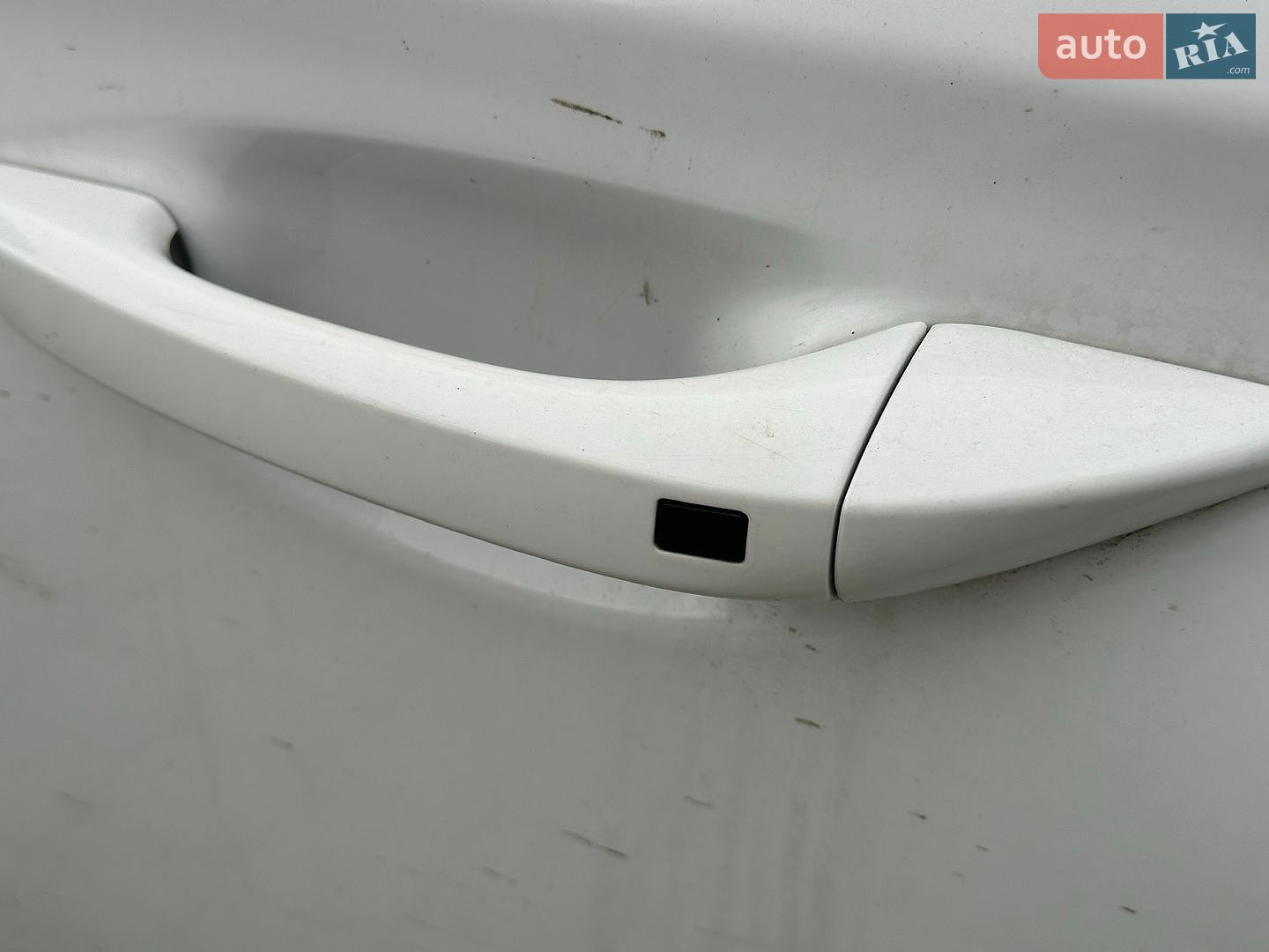 Hyundai Ioniq 2018 VIN KMHC85LC4JU100746 фото оголошення 10 з 21