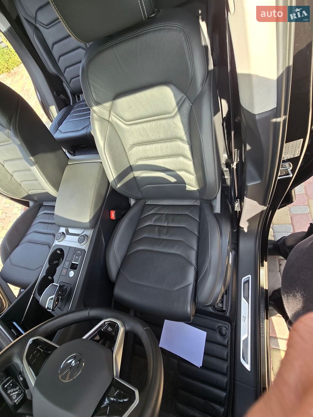 Volkswagen Touareg 2021 VIN WVGZZZCRZND001488 фото оголошення 5 з 30