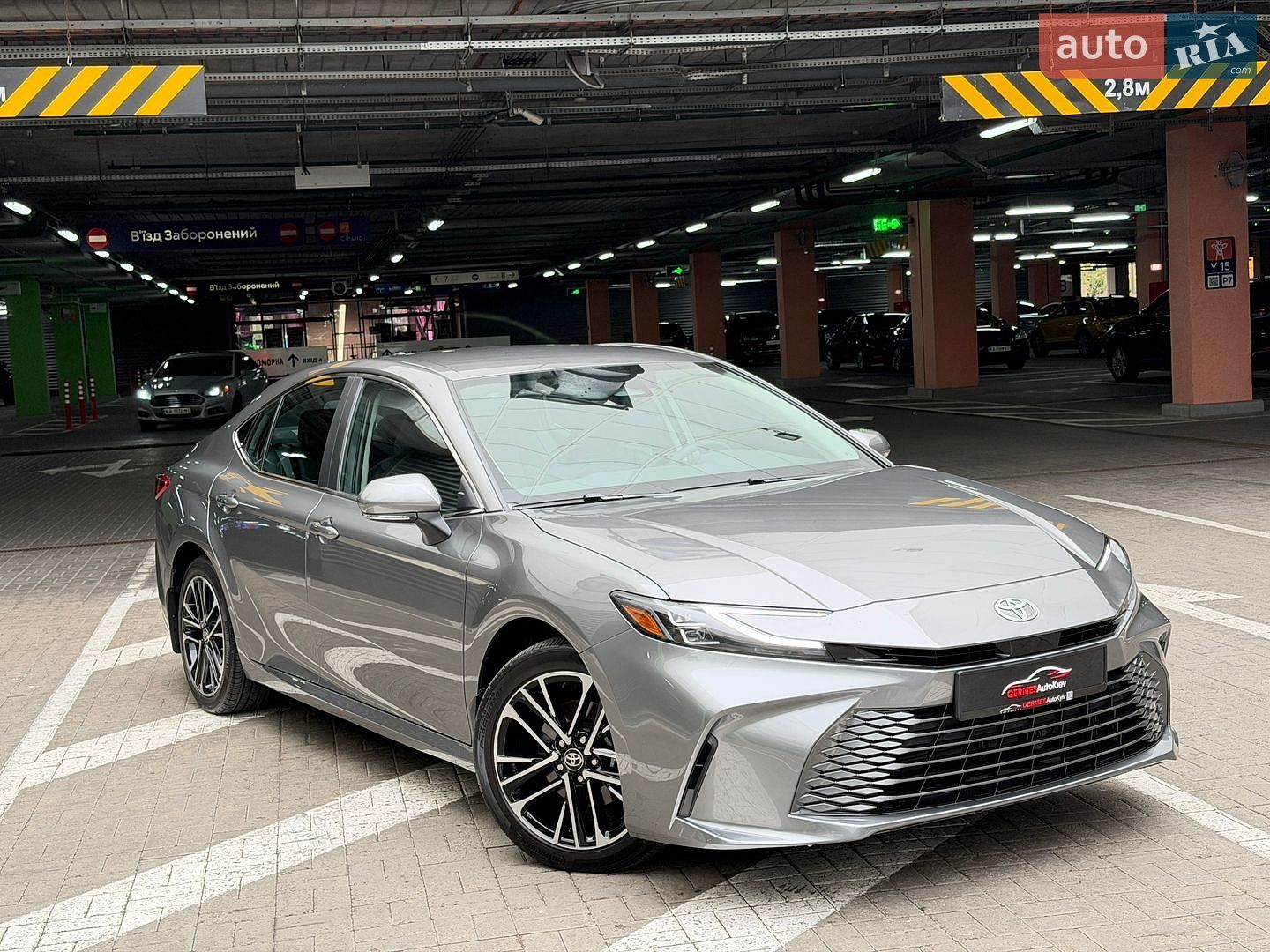 Toyota Camry 2026 VIN 4T1DBADK4TU547035 фото оголошення 4 з 38