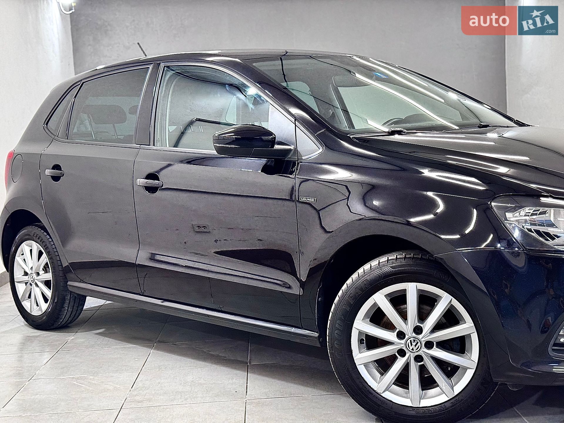 Volkswagen Polo 2016 VIN WVWZZZ6RZGY152447 фото оголошення 10 з 197