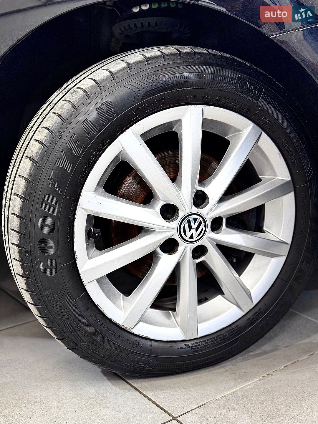 Volkswagen Polo 2016 VIN WVWZZZ6RZGY152447 фото оголошення 11 з 197