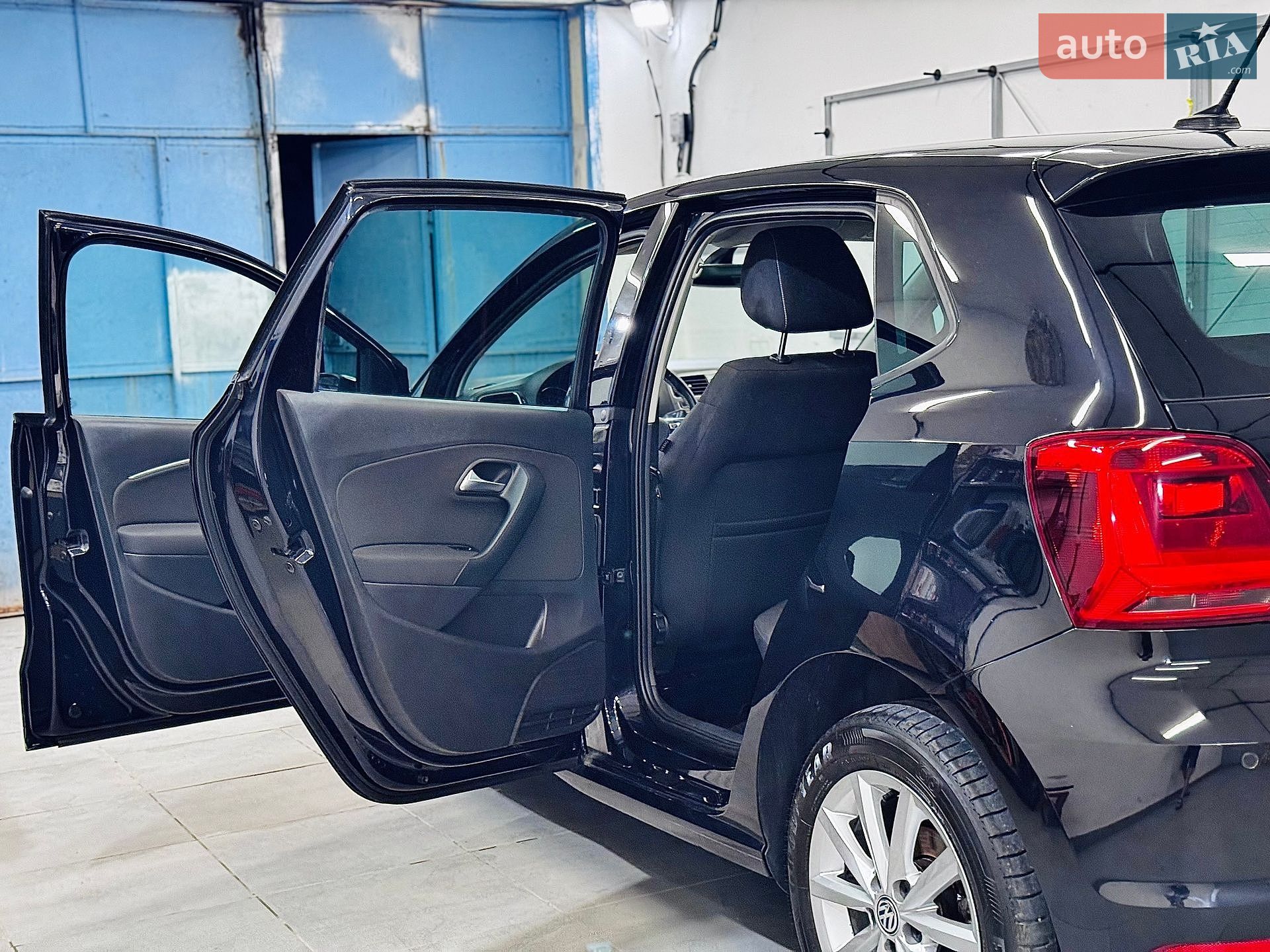 Volkswagen Polo 2016 VIN WVWZZZ6RZGY152447 фото оголошення 94 з 197