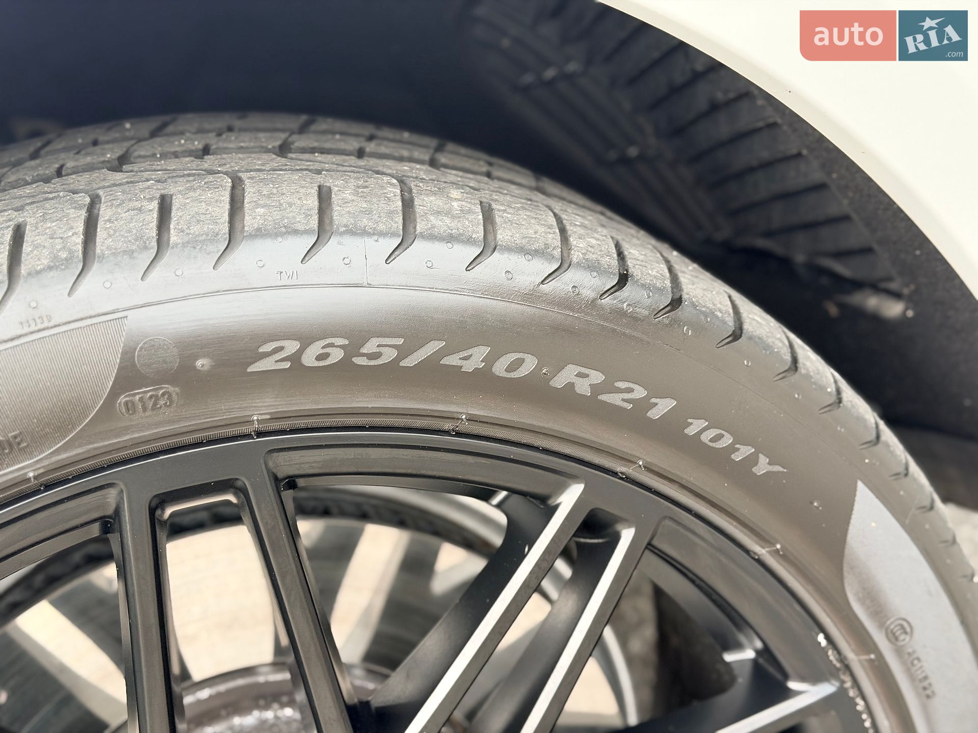 PORSCHE MACAN GTS 2023 VIN WP1ZZZ95ZPLB43520 фото оголошення 7 з 47