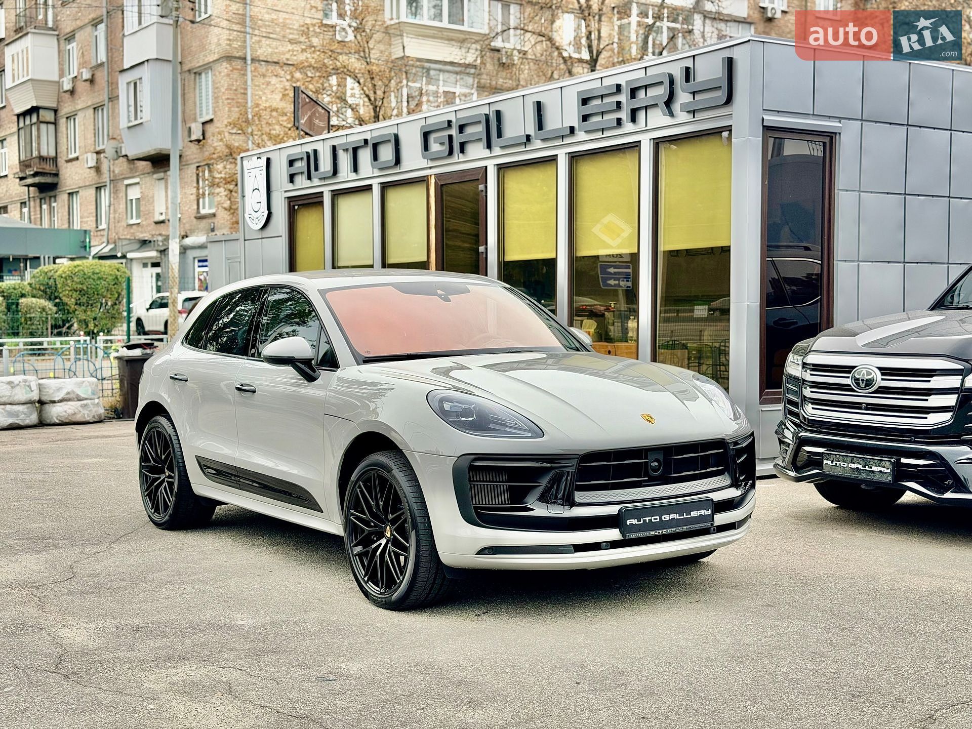 PORSCHE MACAN GTS 2023 VIN WP1ZZZ95ZPLB43520 фото оголошення 9 з 47