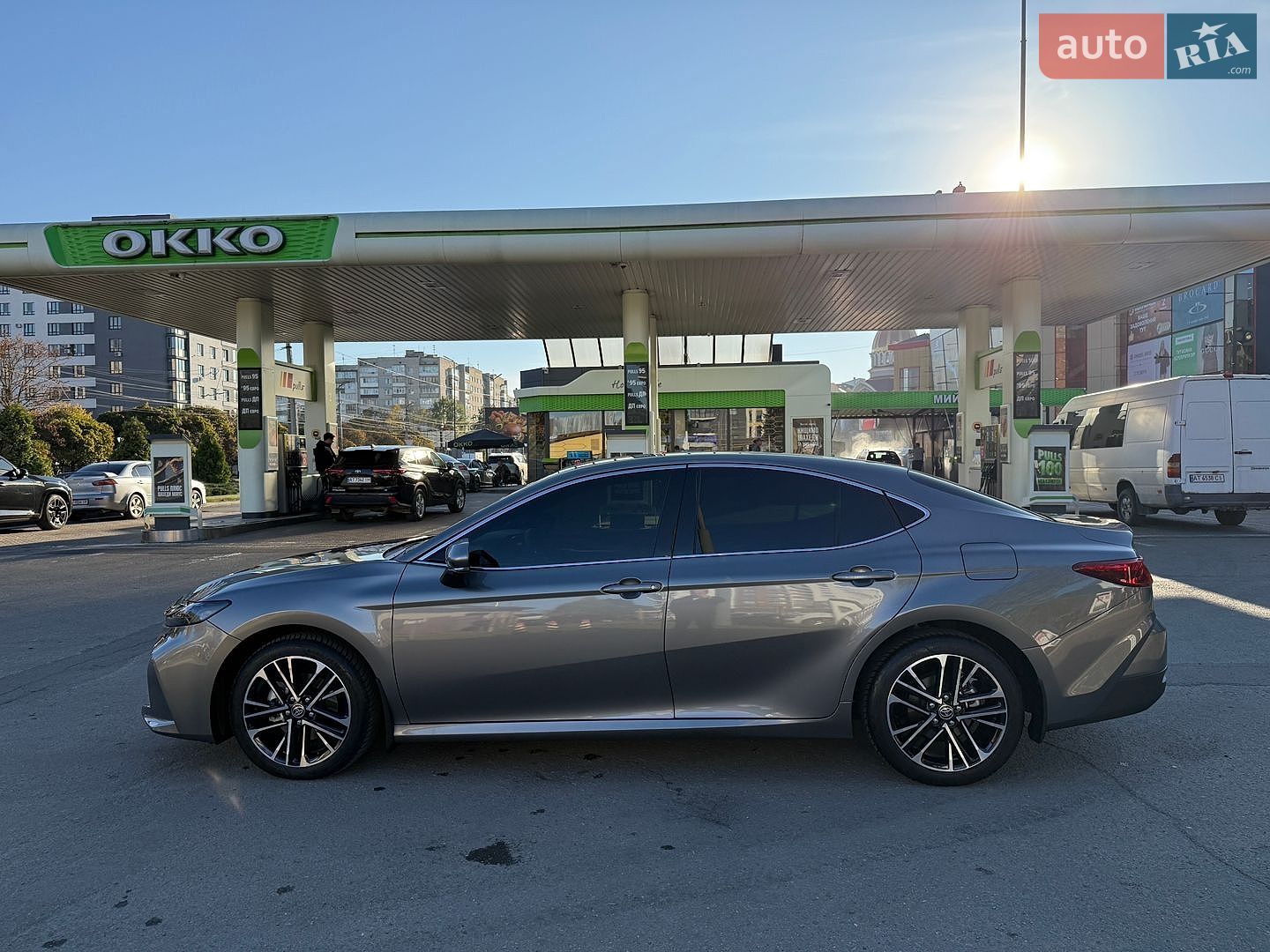 Toyota Camry 2025 VIN JTNAHACK503049236 фото оголошення 12 з 44