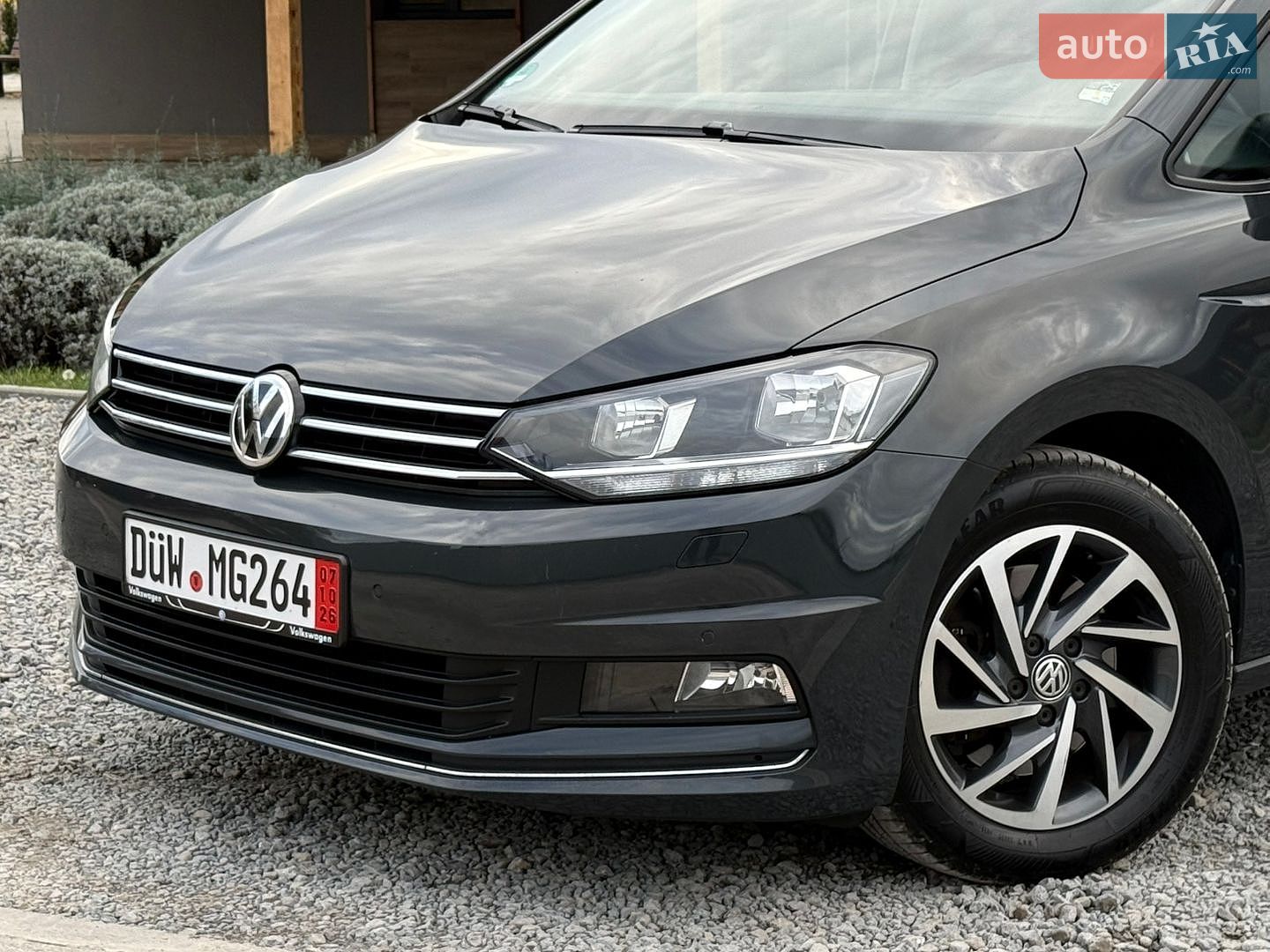 Volkswagen Touran 2018 VIN WVGZZZ1TZJW034882 фото оголошення 13 з 130