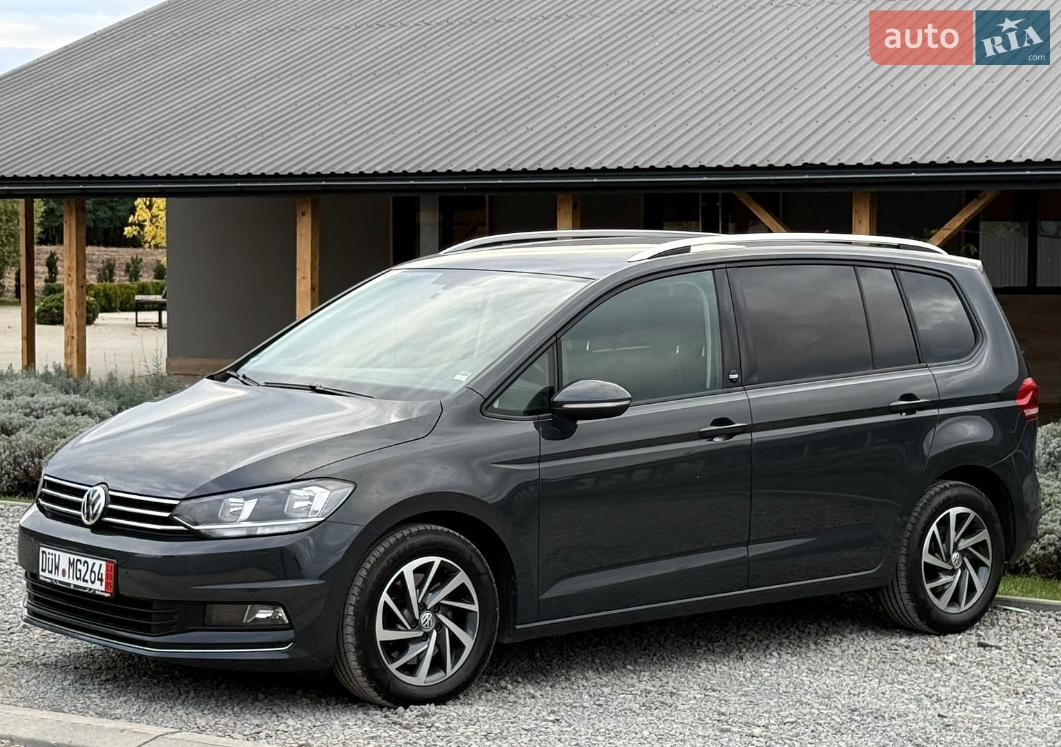 Volkswagen Touran 2018 VIN WVGZZZ1TZJW034882 фото оголошення 18 з 130