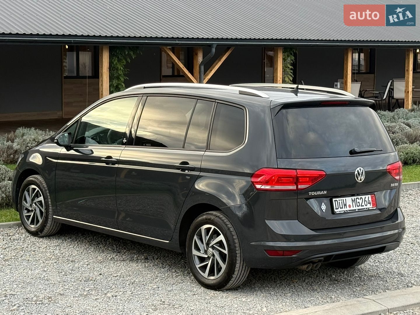 Volkswagen Touran 2018 VIN WVGZZZ1TZJW034882 фото оголошення 34 з 130