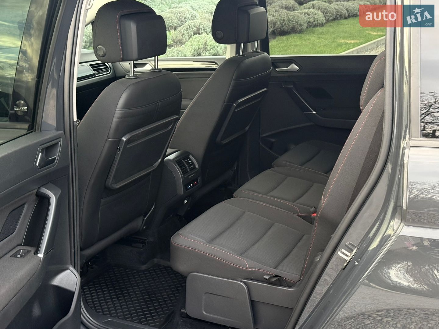 Volkswagen Touran 2018 VIN WVGZZZ1TZJW034882 фото оголошення 66 з 130