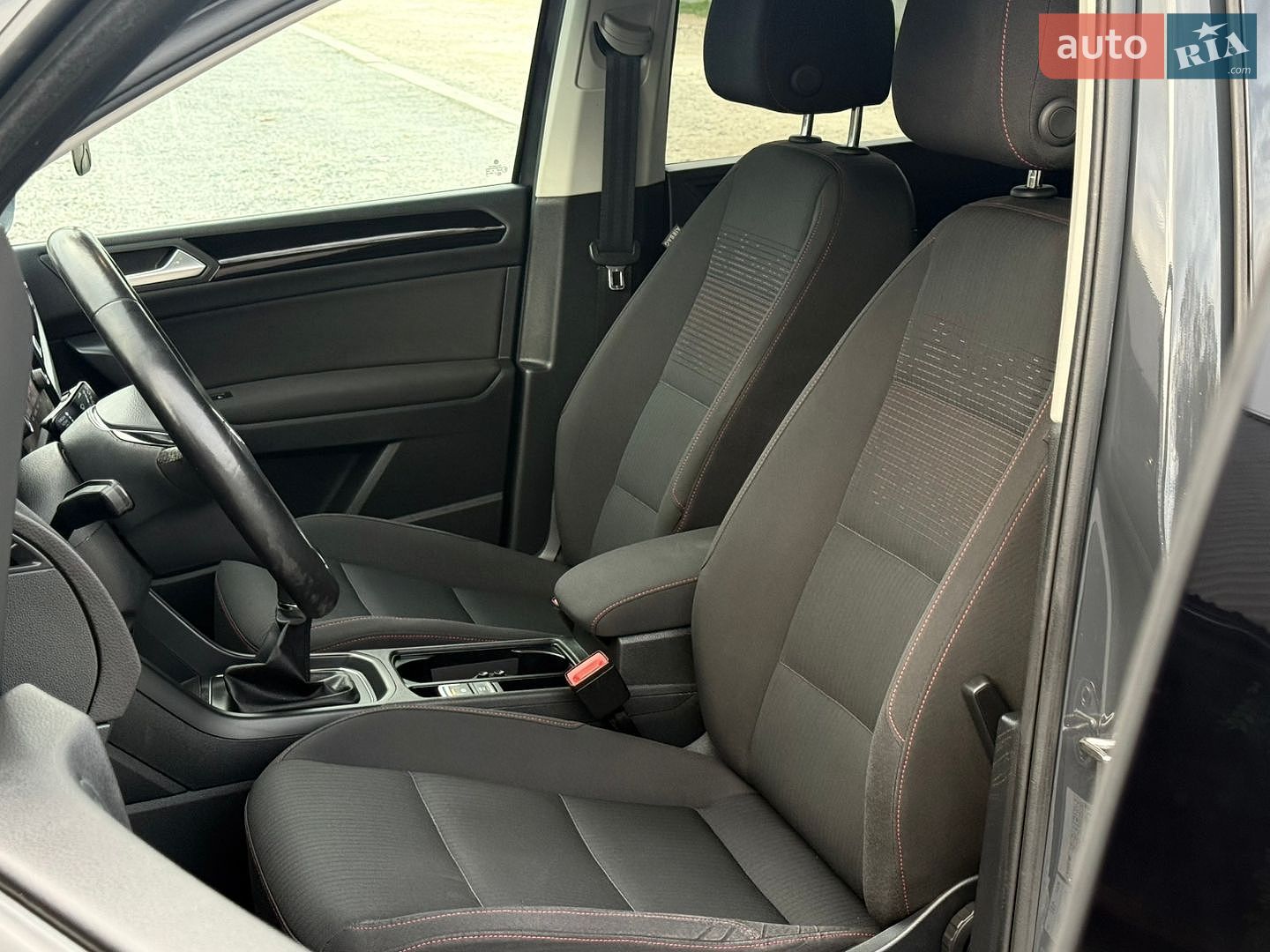 Volkswagen Touran 2018 VIN WVGZZZ1TZJW034882 фото оголошення 61 з 130
