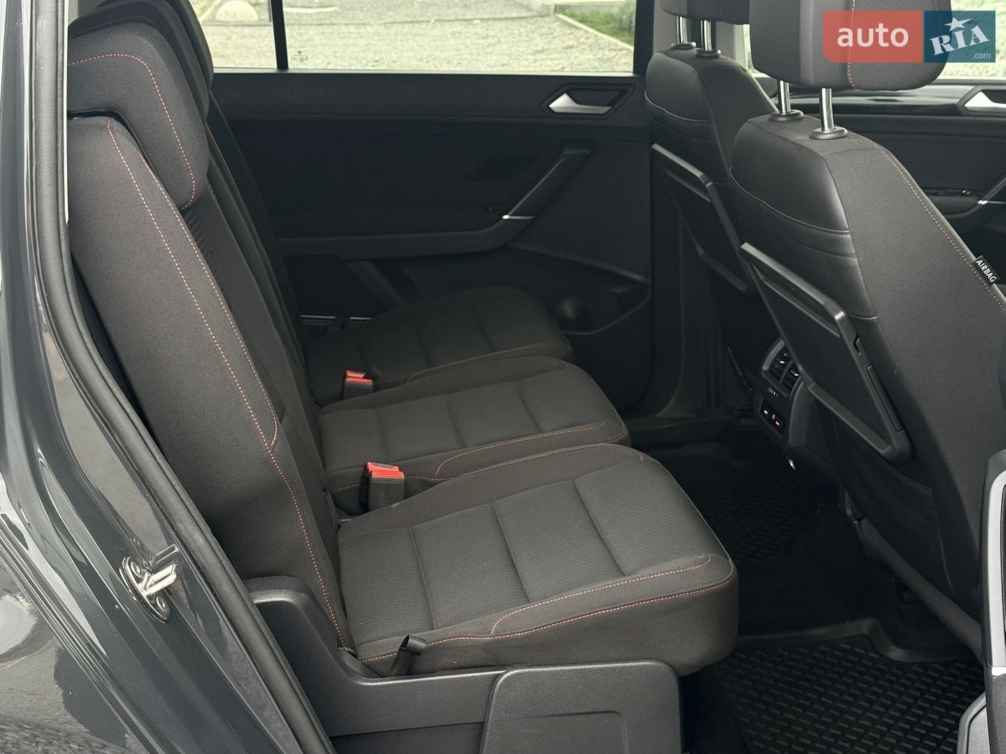 Volkswagen Touran 2018 VIN WVGZZZ1TZJW034882 фото оголошення 72 з 130