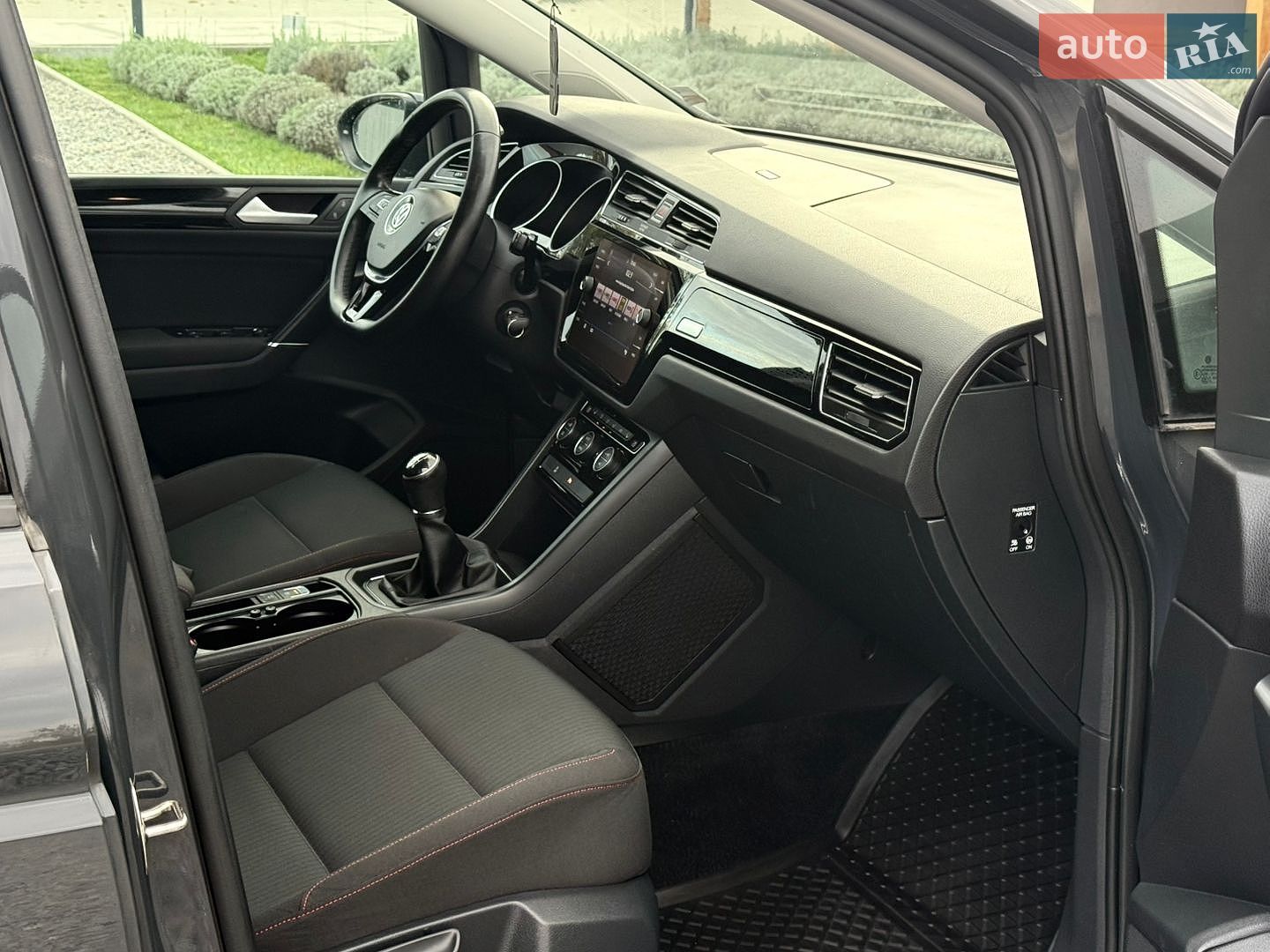 Volkswagen Touran 2018 VIN WVGZZZ1TZJW034882 фото оголошення 79 з 130