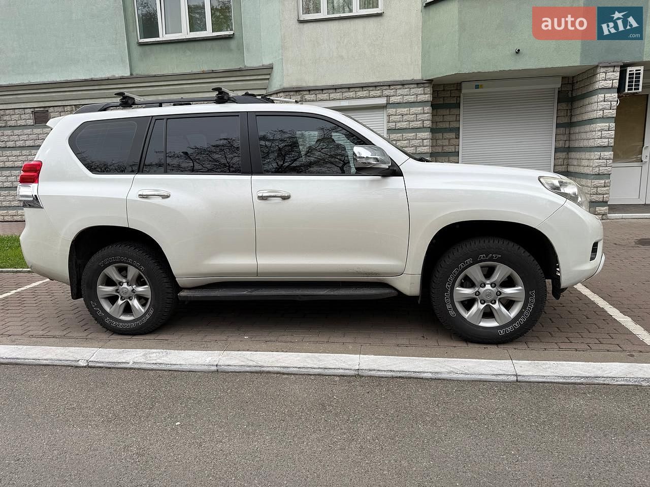 Toyota Land Cruiser Prado 2011 VIN JTEBX3FJ5B5010420 фото оголошення 26 з 30