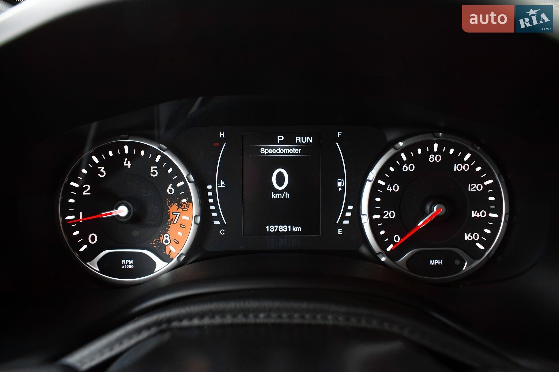 Jeep Renegade 2018 VIN ZACCJBAB4JPH72311 фото оголошення 14 з 40