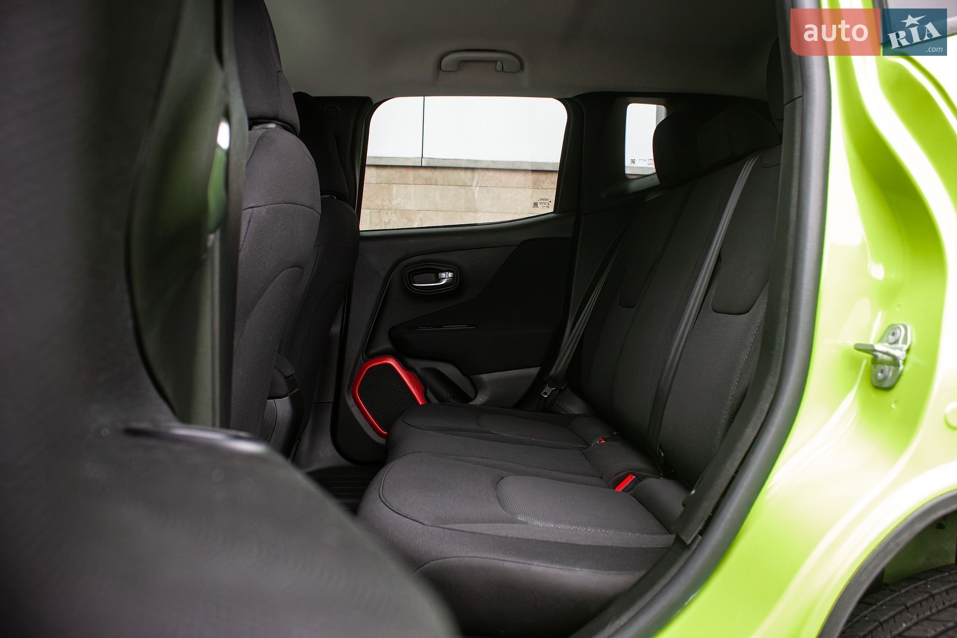 Jeep Renegade 2018 VIN ZACCJBAB4JPH72311 фото оголошення 11 з 40