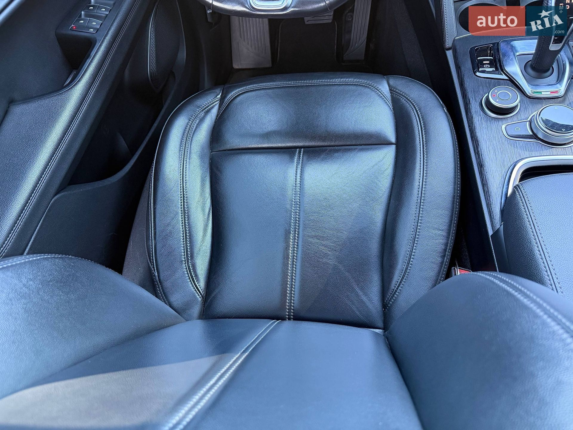 Alfa Romeo Stelvio 2020 VIN ZARPAHBN4L7C84014 фото оголошення 22 з 50