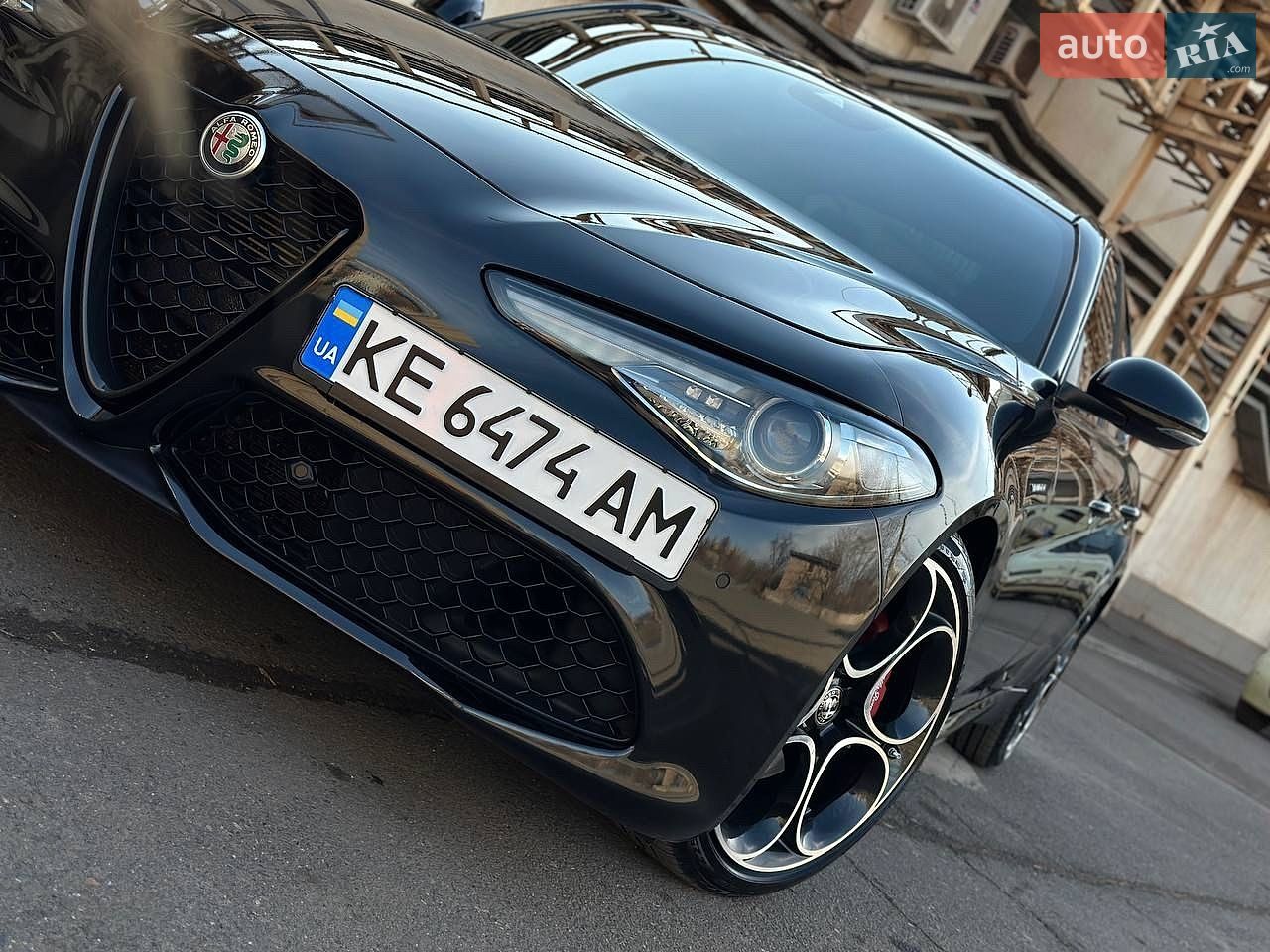 Alfa Romeo Giulia 2022 VIN ZARFAMBN4N7665088 фото оголошення 2 з 38
