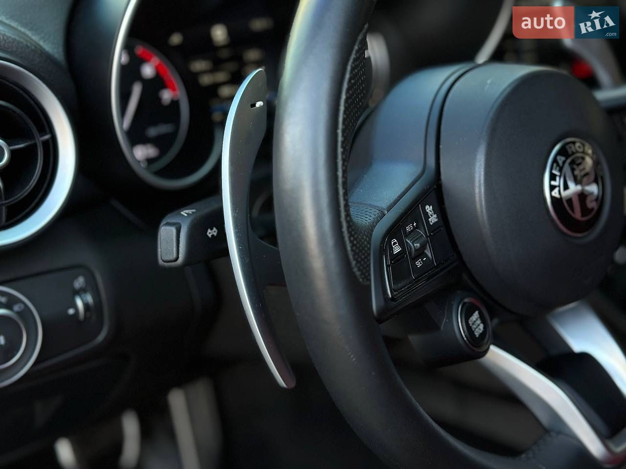 Alfa Romeo Giulia 2022 VIN ZARFAMBN4N7665088 фото оголошення 7 з 38