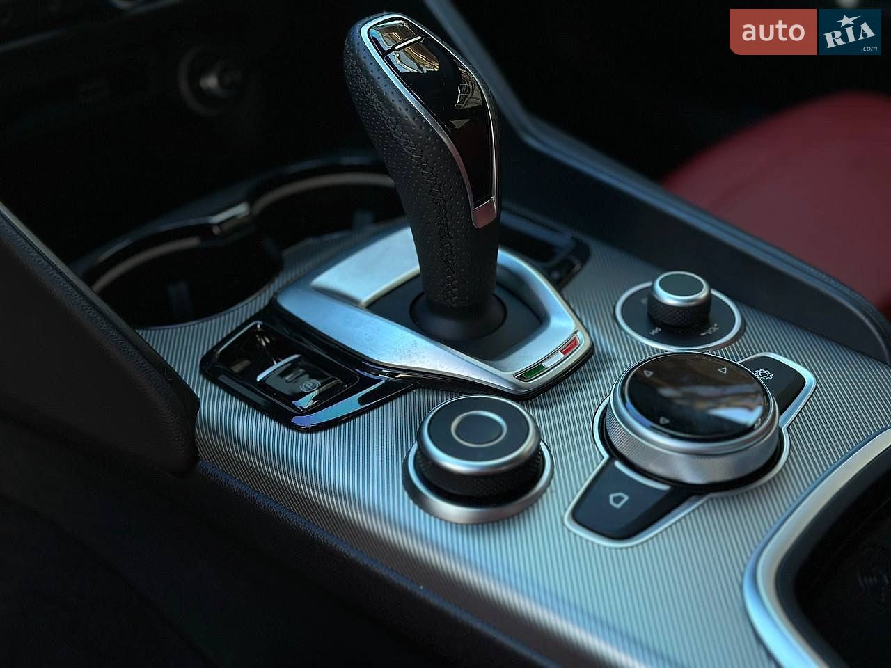 Alfa Romeo Giulia 2022 VIN ZARFAMBN4N7665088 фото оголошення 13 з 38