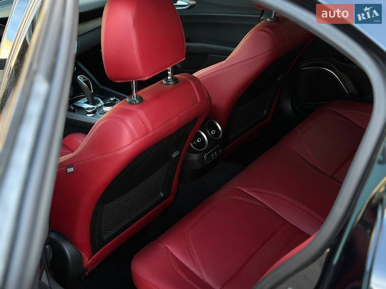 Alfa Romeo Giulia 2022 VIN ZARFAMBN4N7665088 фото оголошення 12 з 38