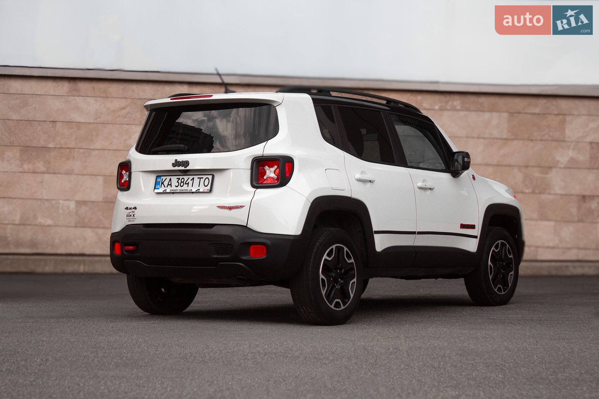 Jeep Renegade 2015 VIN ZACCJBCT0GPC51293 фото оголошення 3 з 40