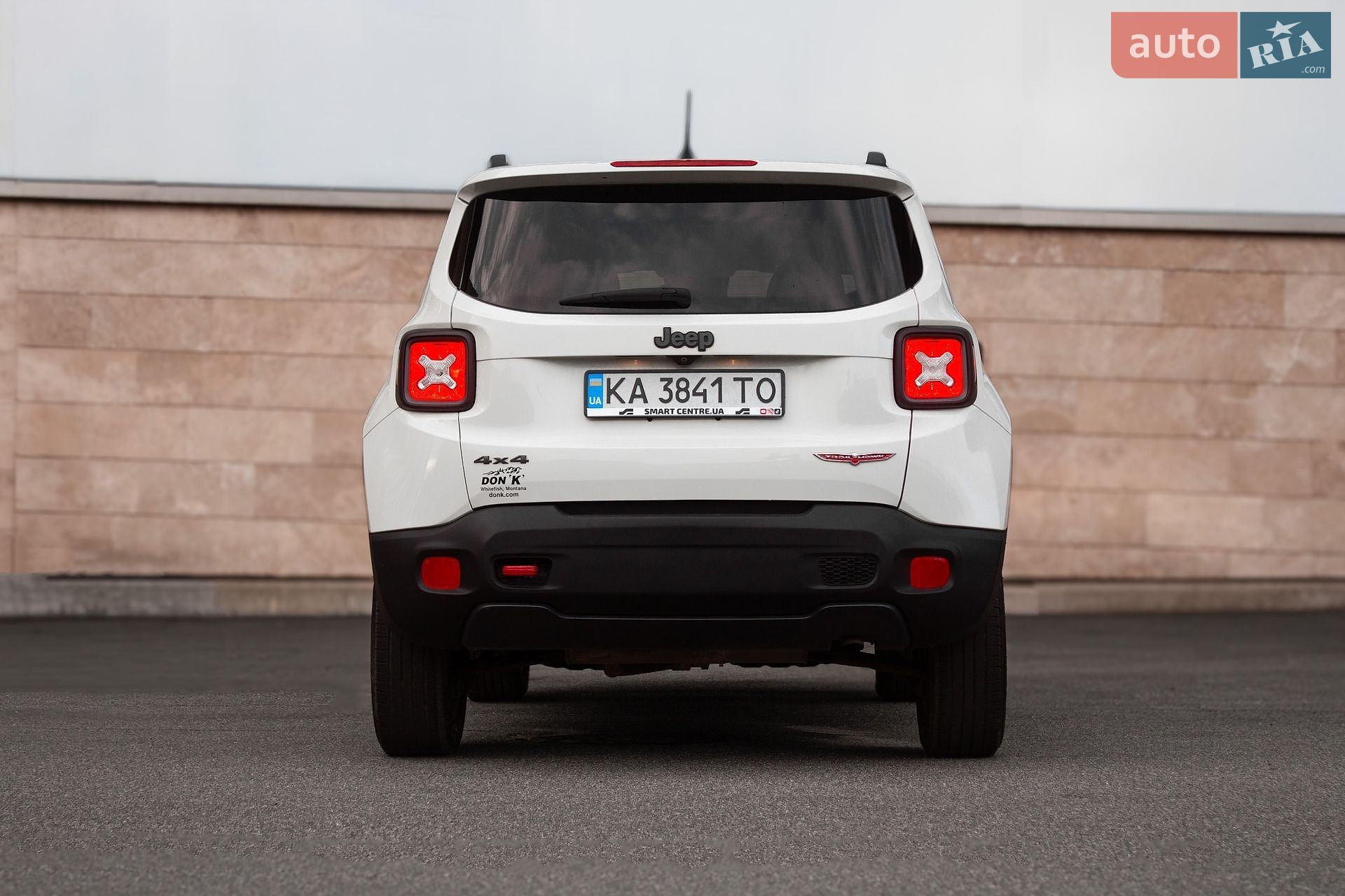 Jeep Renegade 2015 VIN ZACCJBCT0GPC51293 фото оголошення 4 з 40