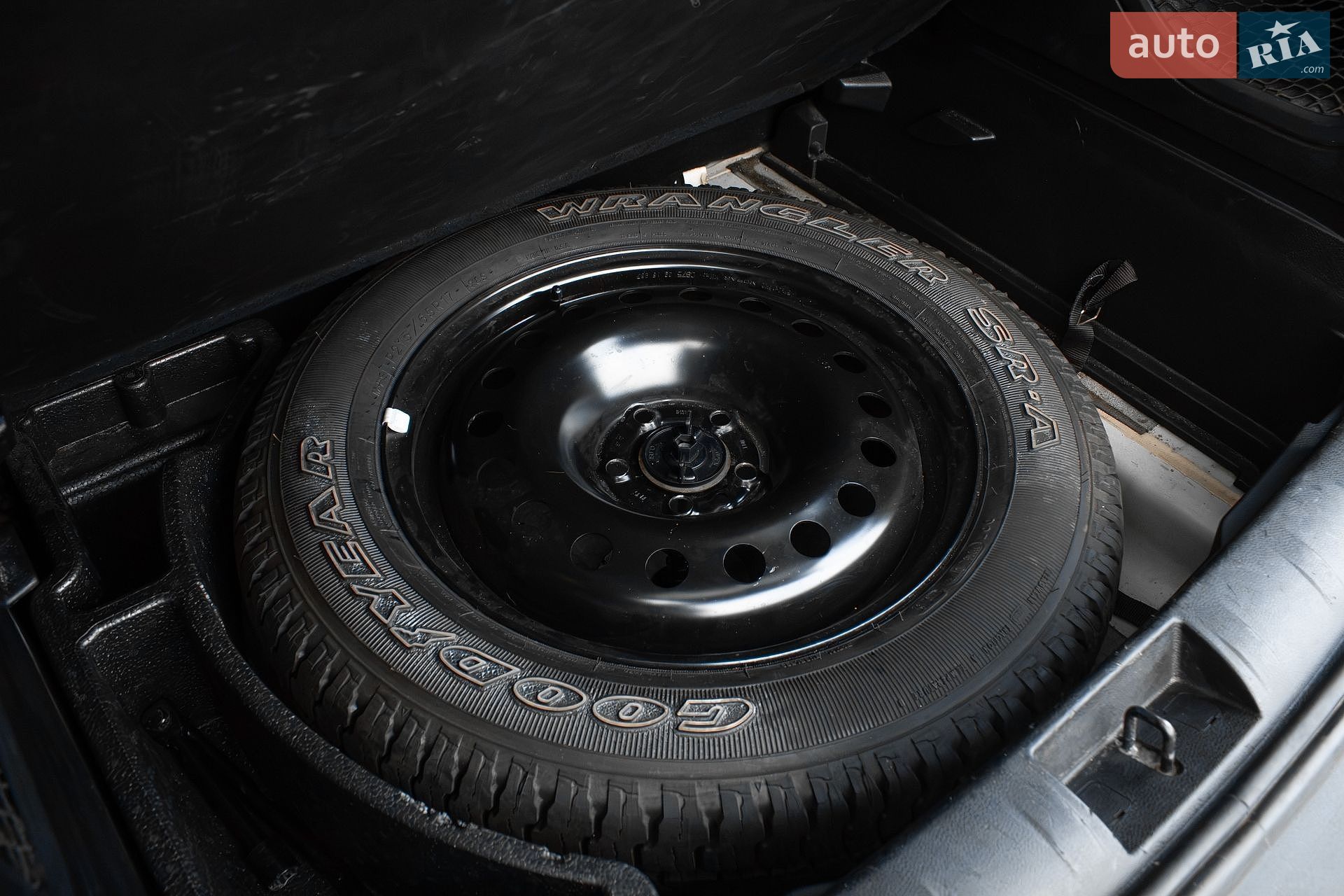 Jeep Renegade 2015 VIN ZACCJBCT0GPC51293 фото оголошення 31 з 40