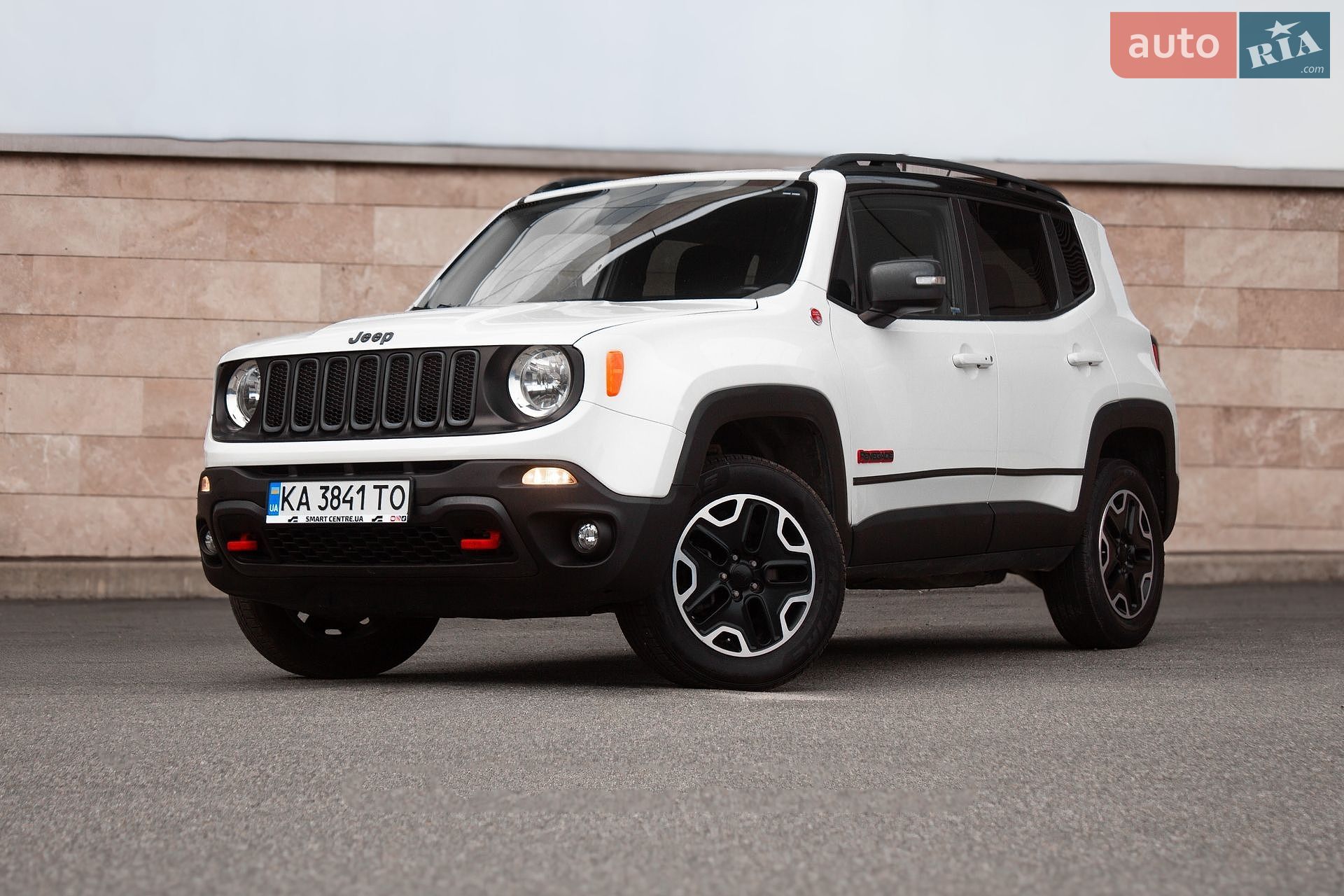Jeep Renegade 2015 VIN ZACCJBCT0GPC51293 фото оголошення 7 з 40