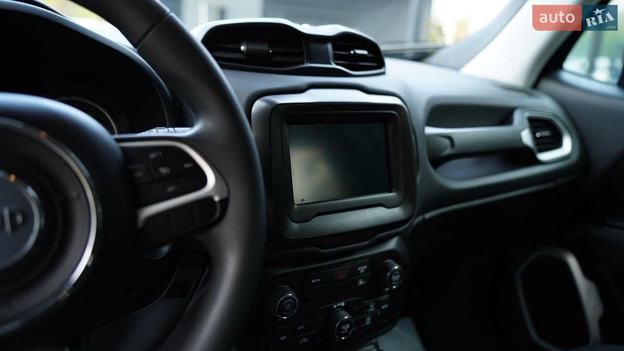 Jeep Renegade 2021 VIN ZACNJDAB0MPM15455 фото оголошення 12 з 16