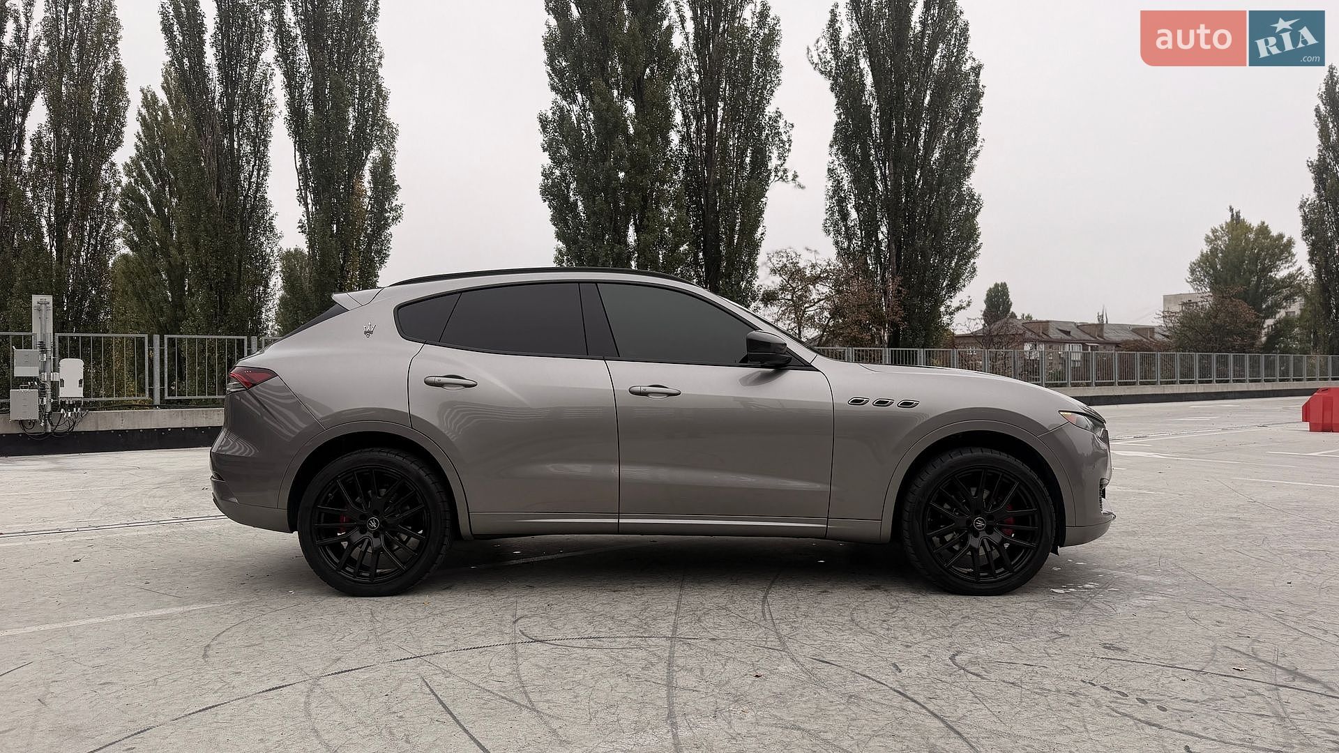 MASERATI LEVANTE 2021 VIN ZN661XUA4NX389189 фото оголошення 12 з 30