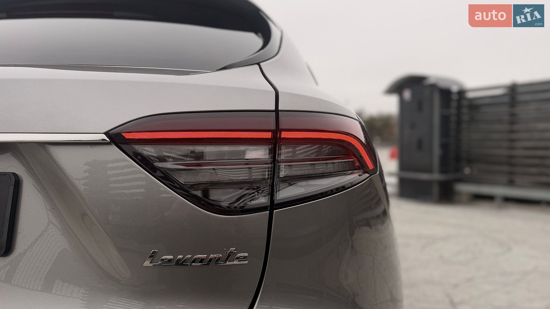 MASERATI LEVANTE 2021 VIN ZN661XUA4NX389189 фото оголошення 13 з 30