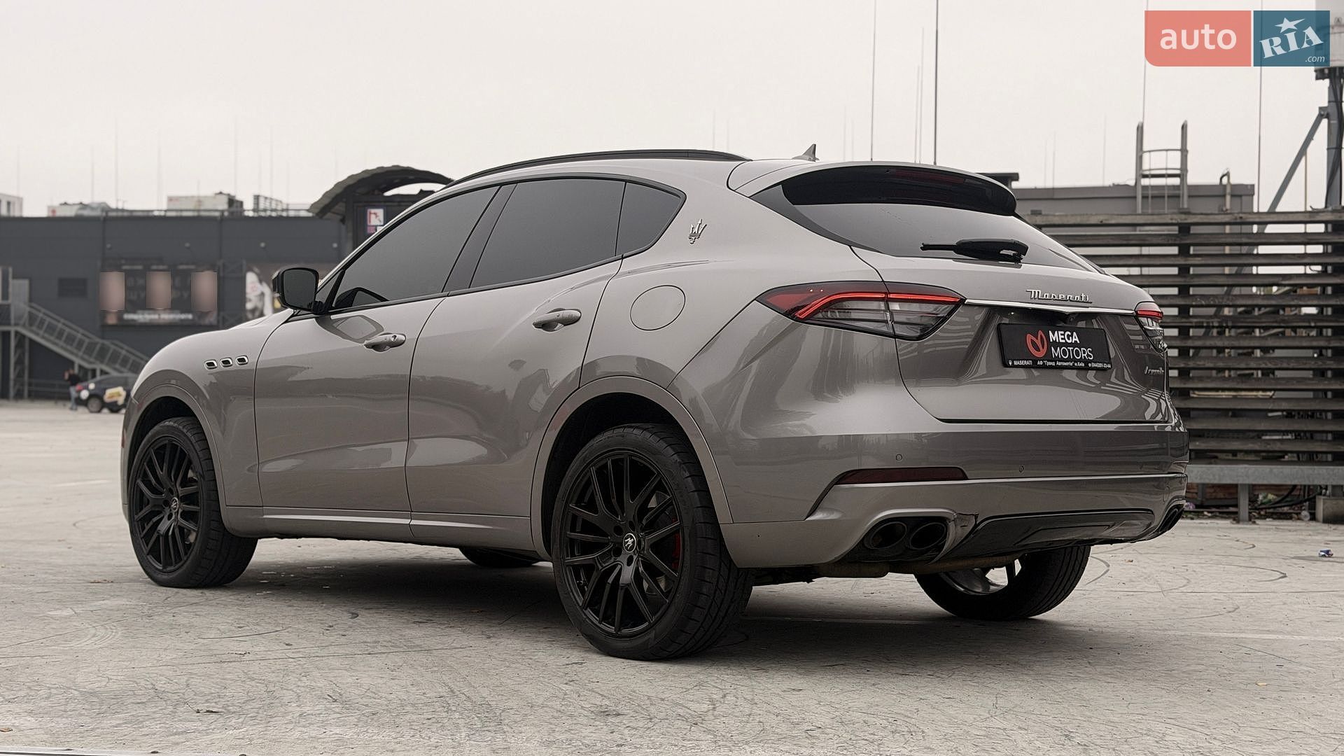MASERATI LEVANTE 2021 VIN ZN661XUA4NX389189 фото оголошення 15 з 30