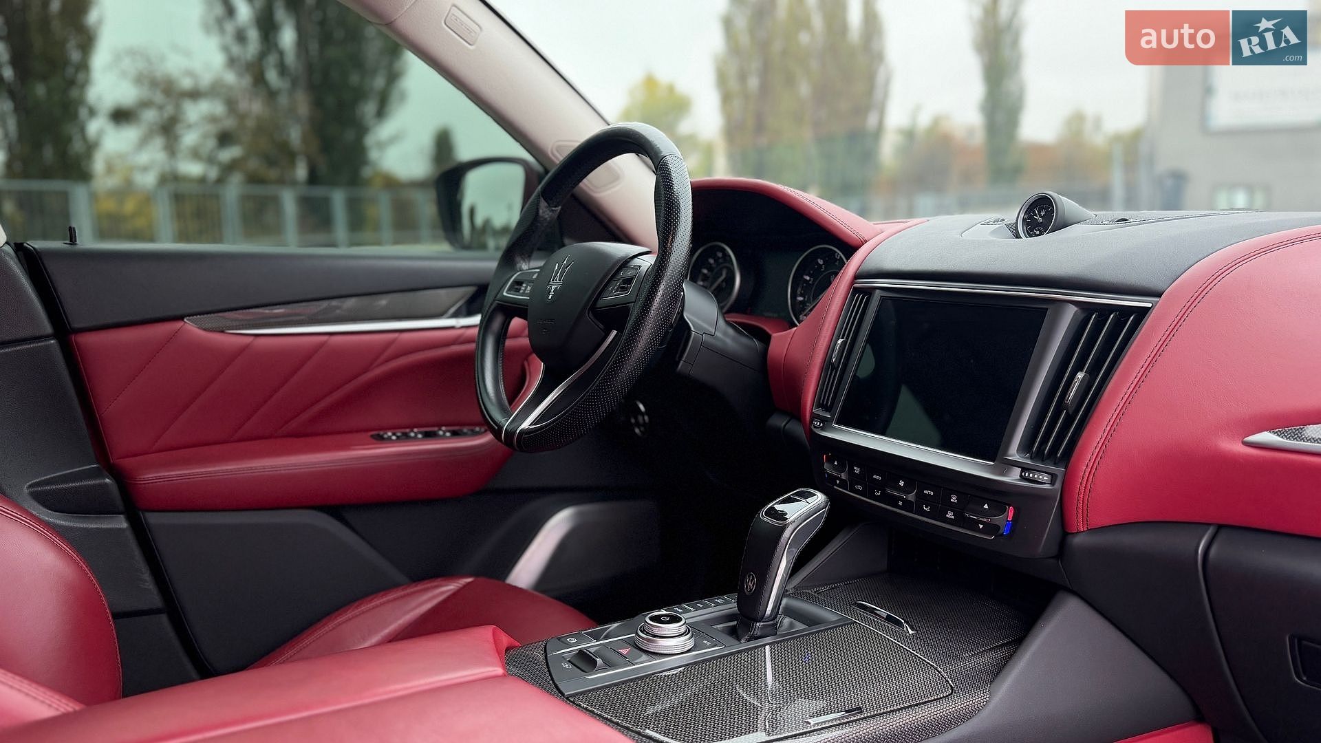 MASERATI LEVANTE 2021 VIN ZN661XUA4NX389189 фото оголошення 23 з 30