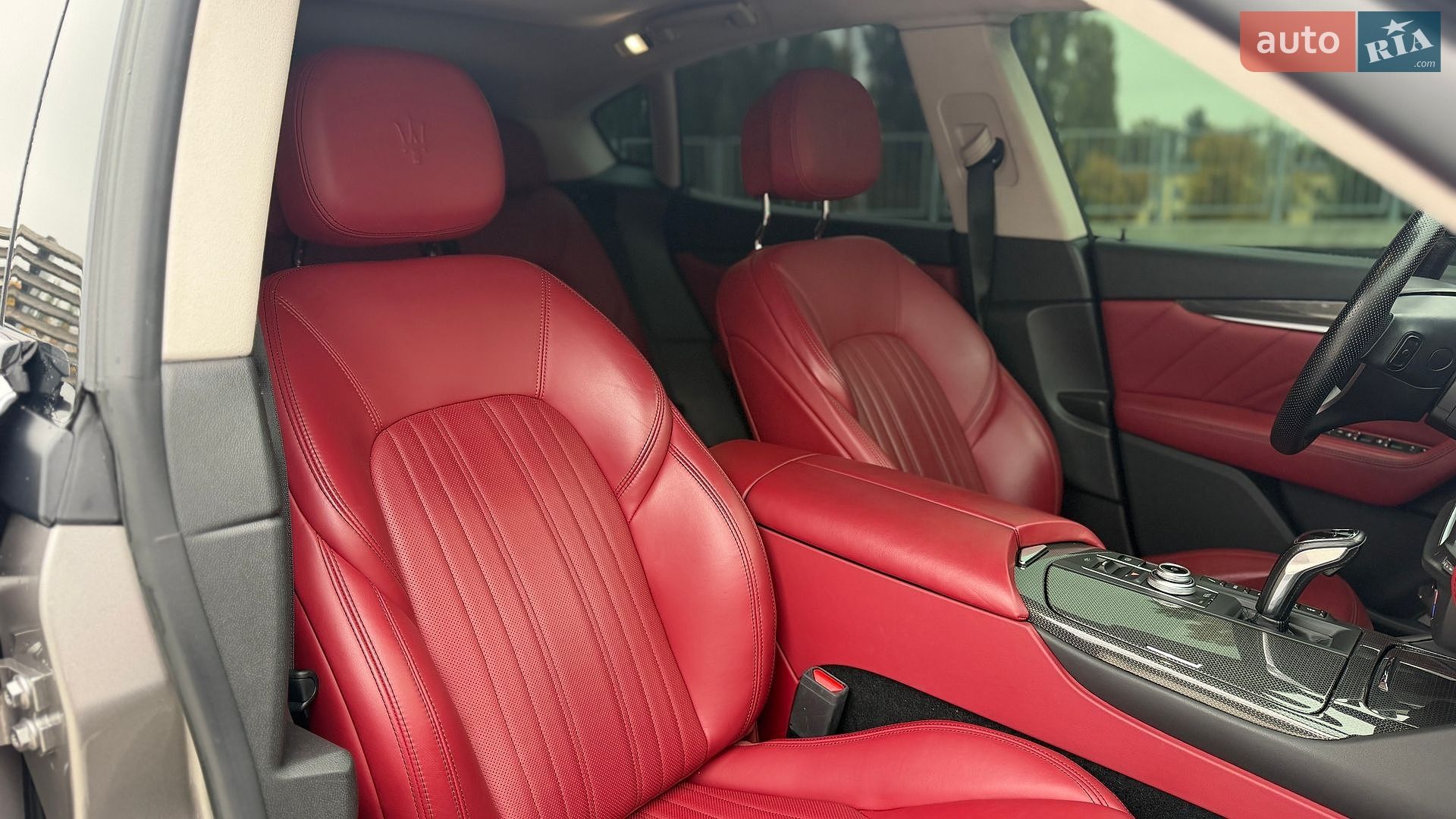 MASERATI LEVANTE 2021 VIN ZN661XUA4NX389189 фото оголошення 27 з 30