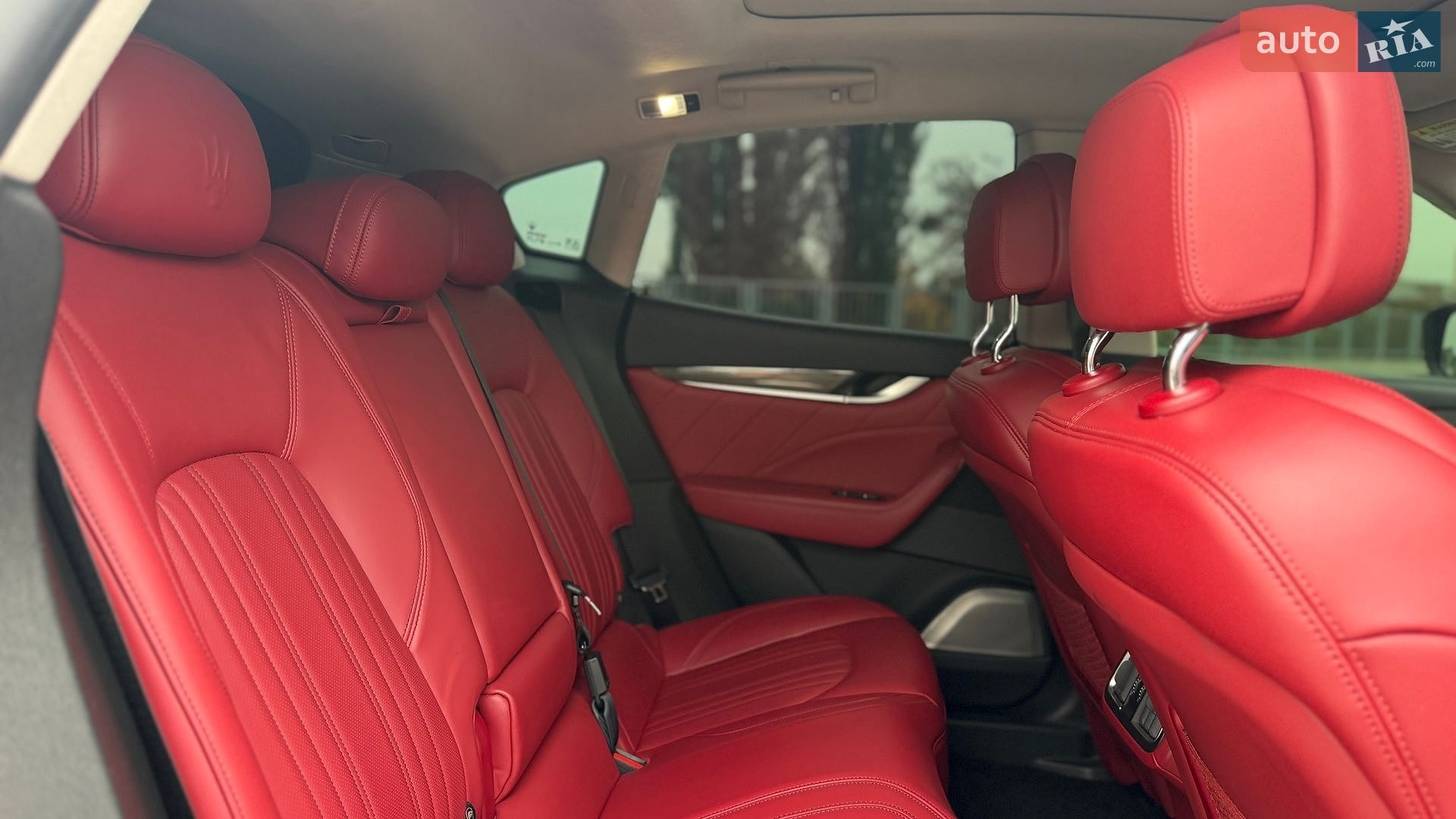 MASERATI LEVANTE 2021 VIN ZN661XUA4NX389189 фото оголошення 28 з 30