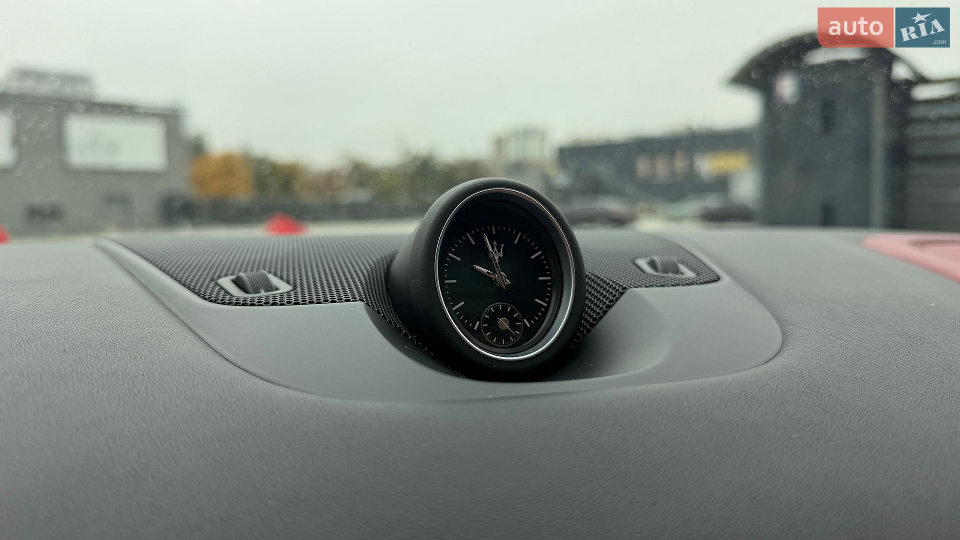 MASERATI LEVANTE 2021 VIN ZN661XUA4NX389189 фото оголошення 29 з 30