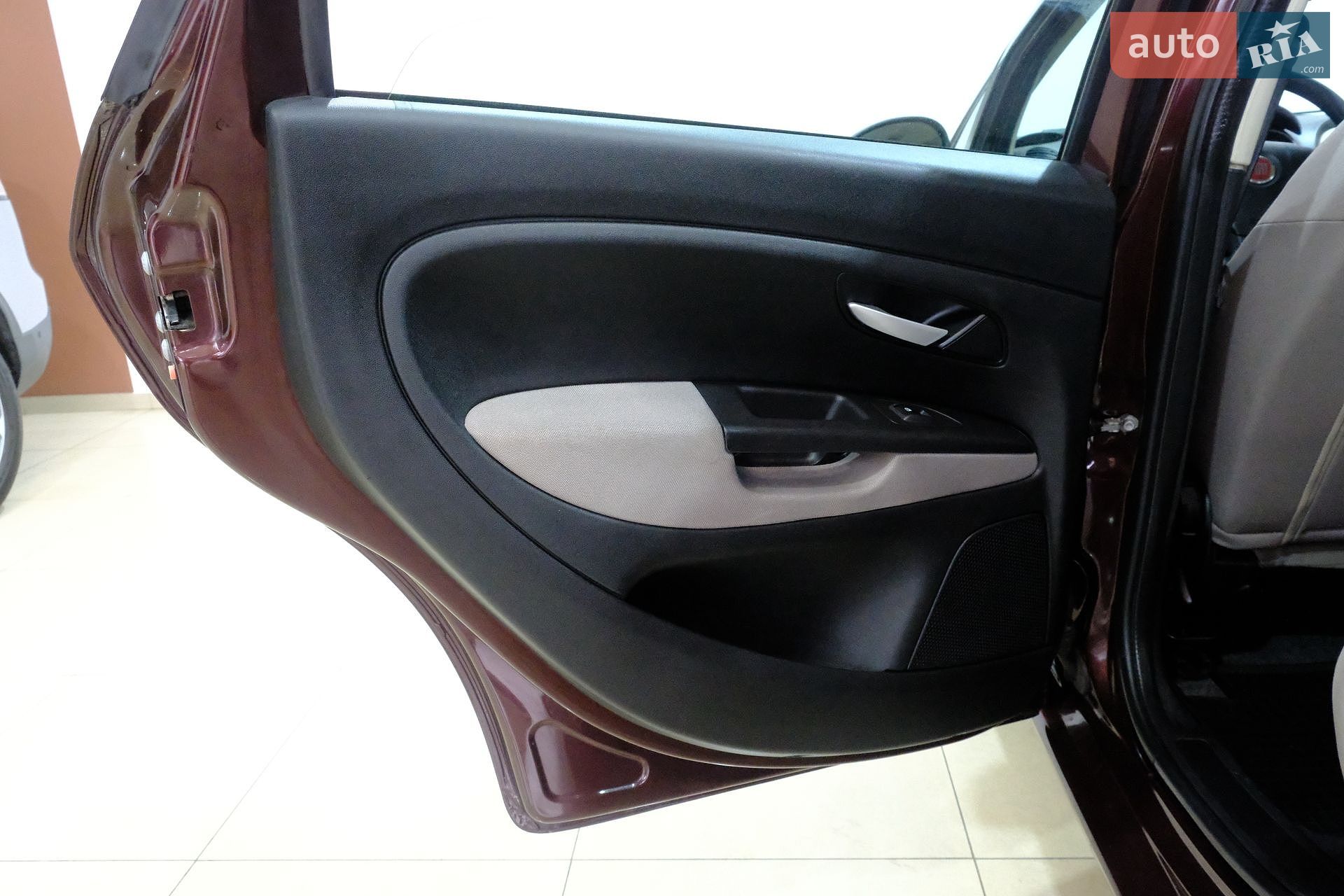 Fiat Linea 2013 VIN ZFA32300006620356 фото оголошення 24 з 33