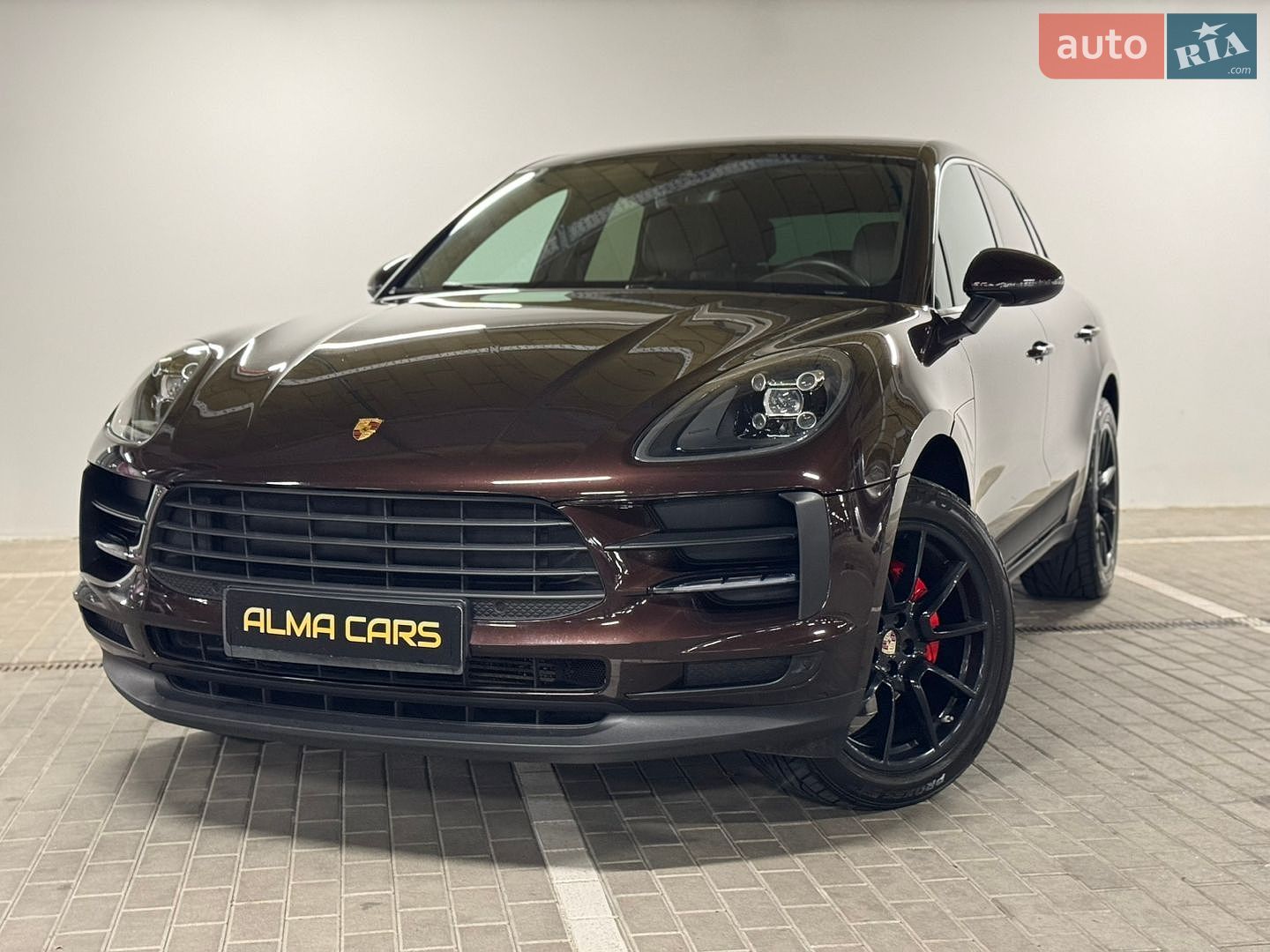 Porsche Macan 2020 VIN WP1ZZZ95ZMLB01835 фото оголошення 3 з 61