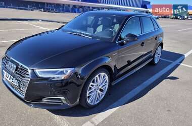 Хетчбек Audi A3 Sportback 2017 в Умані
