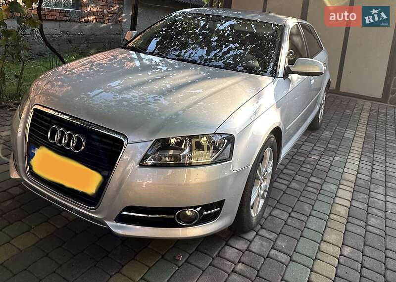 Хэтчбек Audi A3 2012 в Ужгороде Хэтчбек Audi A3 2012 в Ужгороде