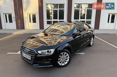 Седан Audi A3 2015 в Киеве