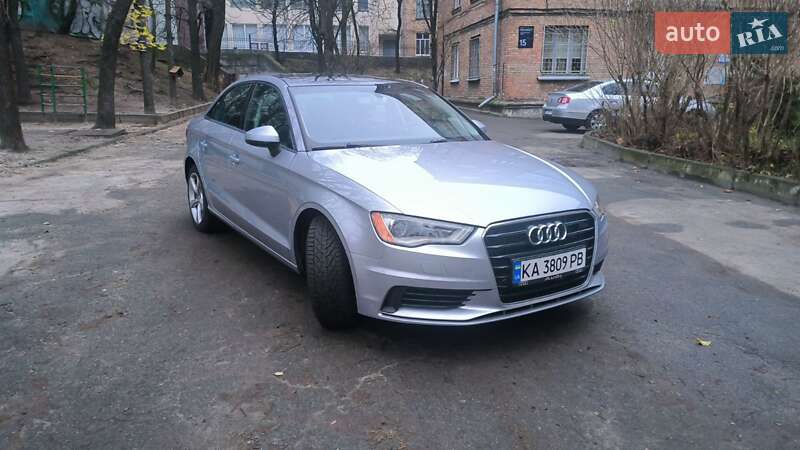 Седан Audi A3 2015 в Киеве Седан Audi A3 2015 в Киеве
