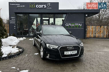 Хэтчбек Audi A3 2018 в Львове