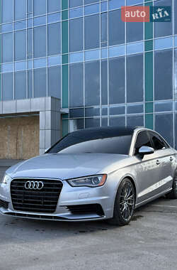 Седан Audi A3 2014 в Днепре