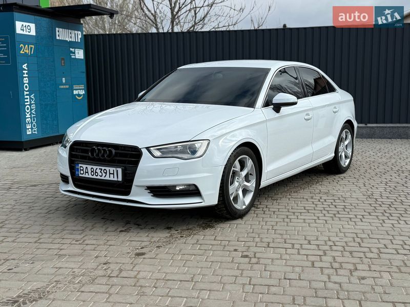 Седан Audi A3 2013 в Кропивницком