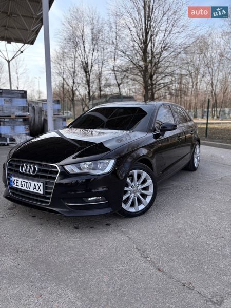 Хэтчбек Audi A3 2015 в Днепре Хэтчбек Audi A3 2015 в Днепре