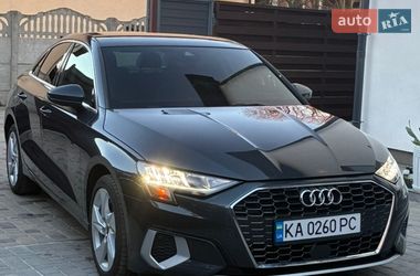 Седан Audi A3 2022 в Киеве