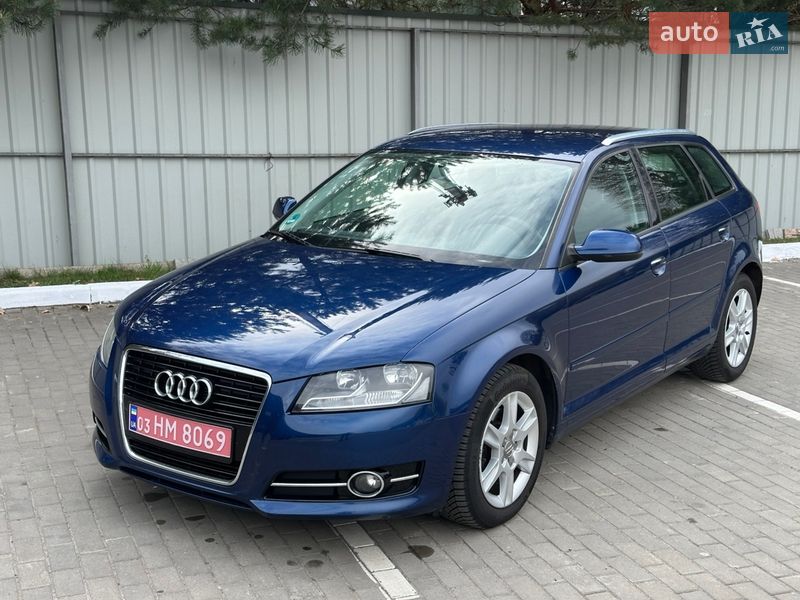 Хэтчбек Audi A3 2010 в Луцке