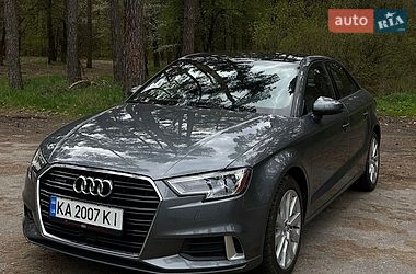 Седан Audi A3 2017 в Обухові